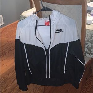 Women’s Nike Windbreaker